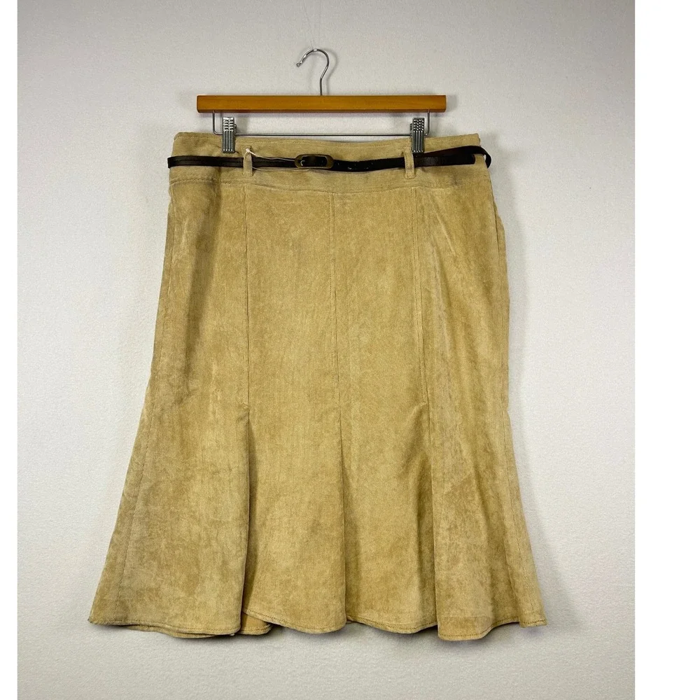 Dark Academia Larry Levine Women 14 Tan Corduroy Flared Belted Midi Skirt‎